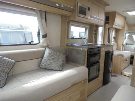 2018 Elddis EXPLORER 195