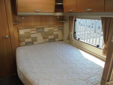 2009 Swift CHALLENGER LUX 570