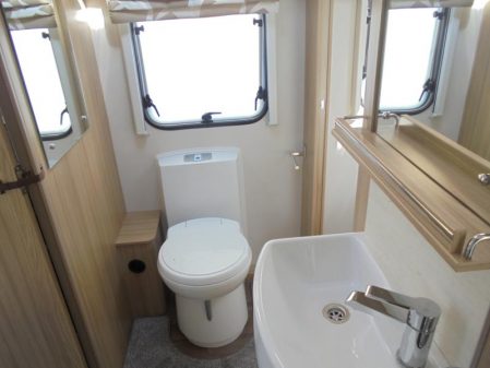 2017 Coachman COACHMAN HIGHLANDER 545