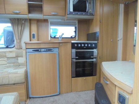 2009 Swift CHALLENGER 570