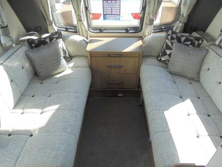 2017 Coachman LASER 650/4