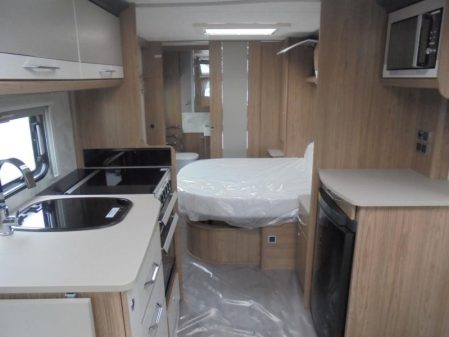 2019 Coachman VIP 575/4