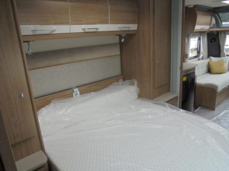 2019 Coachman VIP 575/4