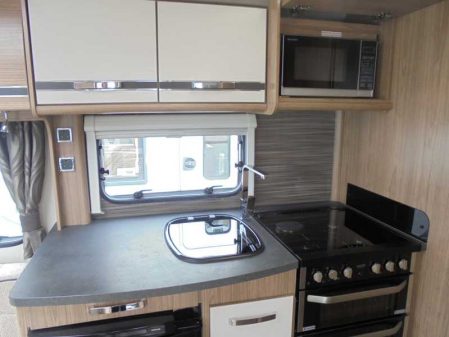 2015 Coachman VIP 545/4