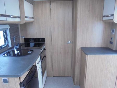 2015 Coachman VIP 545/4