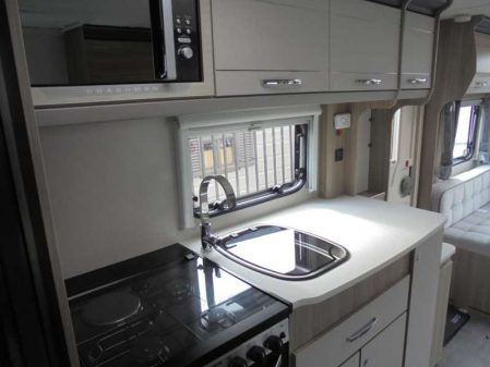 2020 Coachman ACADIA PREMIUM  630/5