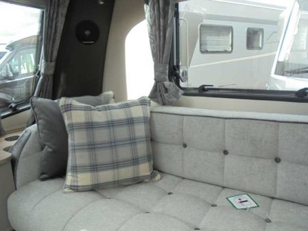 2020 Coachman ACADIA PREMIUM  630/5