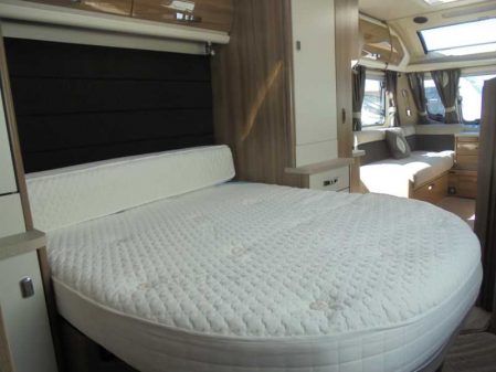 2015 Swift ELEGANCE 580