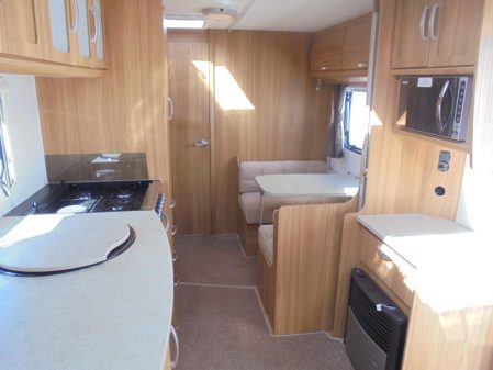 2012 Lunar LEXON 520
