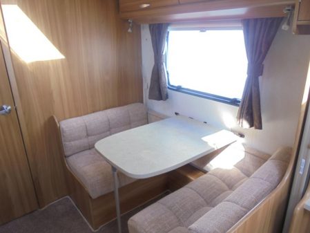 2012 Lunar LEXON 520