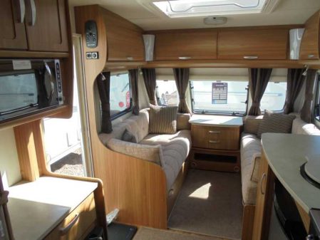 2012 Lunar LEXON 520