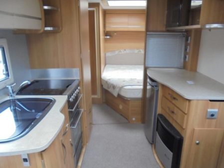 2010 Coachman VIP 535/4