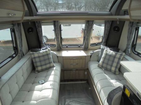 2020 Coachman ACADIA PREMIUM 545/4