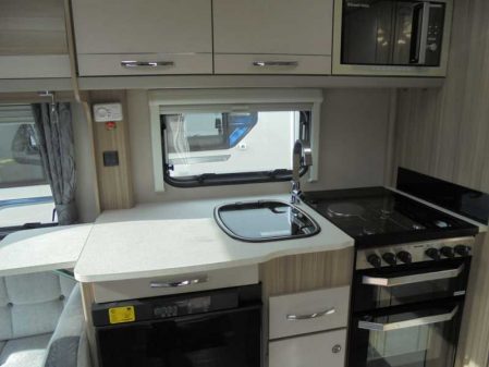 2020 Coachman ACADIA PREMIUM 545/4