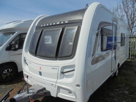 2015 Coachman VIP 560/4