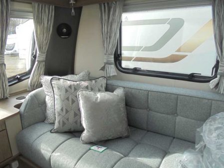 2020 Coachman LASER 650/4