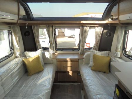 2019 Coachman VIP 565/4