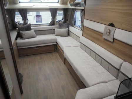 2019 Swift ELEGANCE GRANDE 655