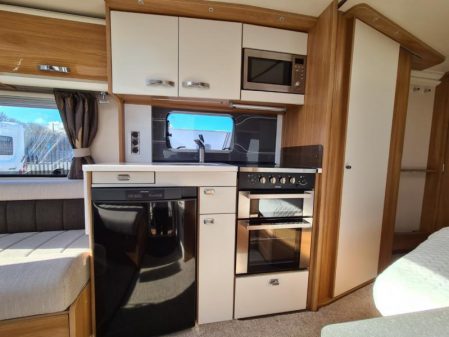 2014 Swift ELEGANCE 570