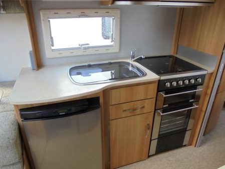 2011 Coachman LASER 640/4 *