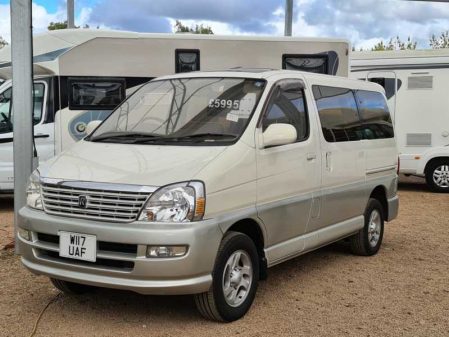 2000 Toyota REGIUS