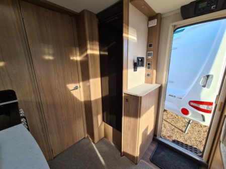 2017 Coachman LASER 650/4