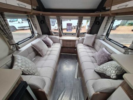 2021 Coachman Vip 460