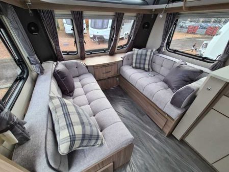 2021 Coachman Acadia 575