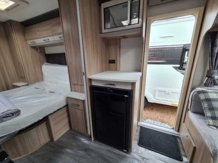 2021 Coachman Acadia 575