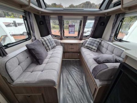 2021 Coachman Acadia 545