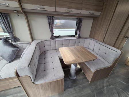 2021 Coachman Acadia 860