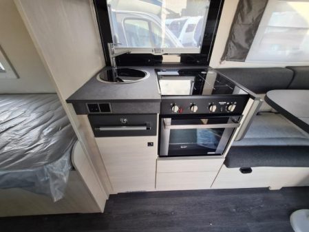 2020 Chausson PREMIUM 757