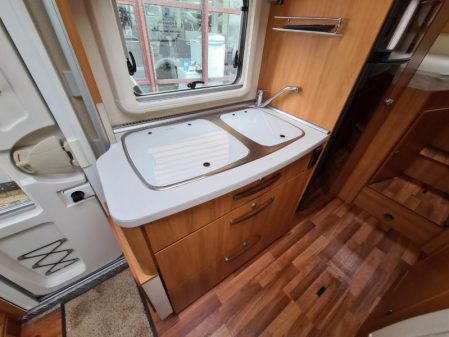 2014 Hymer Exsis T 588