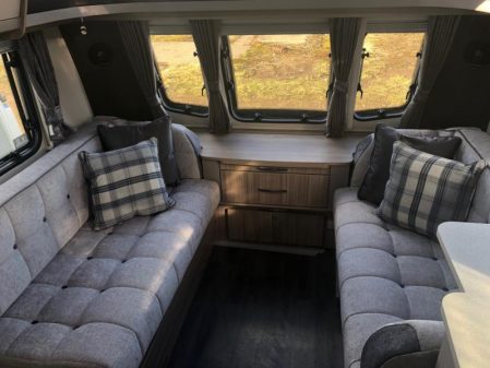 2021 Coachman Acadia 875