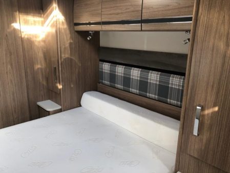 2017 Coachman VIP 575