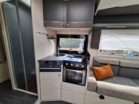 2021 Chausson Titanium Premium 720