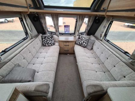 2017 Coachman Laser 620
Incl AWD Mover