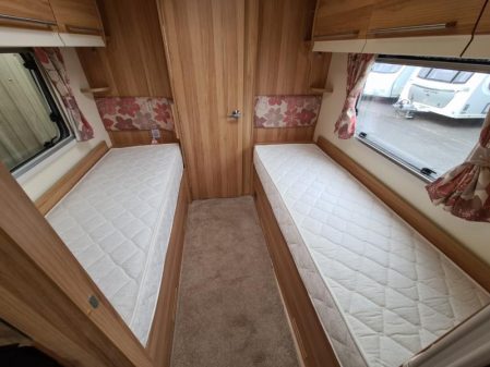 2013 Bailey Unicorn Cadiz