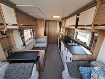 2015 Coachman Laser 620/4