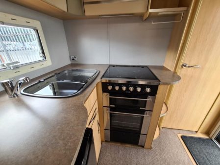 2011 Coachman Pastiche 470/2