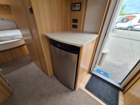 2012 Coachman VIP 545