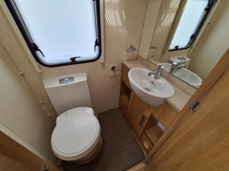 2012 Coachman VIP 545