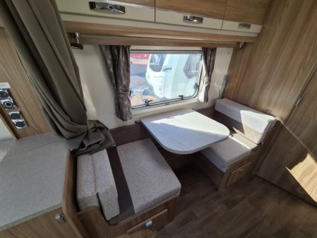2022 Swift Challenger 530