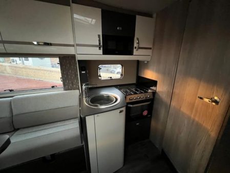 2023 Swift Escape 694