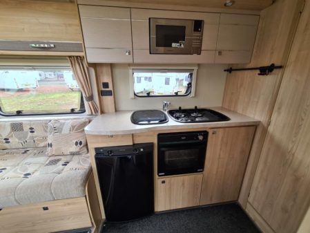 2016 Elddis Majestic 105