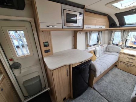 2018 Coachman HIGHLANDER 450/2