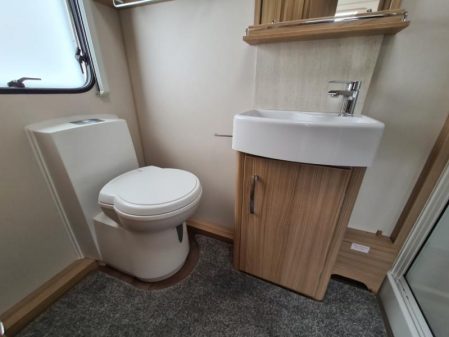 2018 Coachman HIGHLANDER 450/2