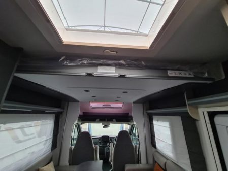 2022 Chausson Titanium Premium 720