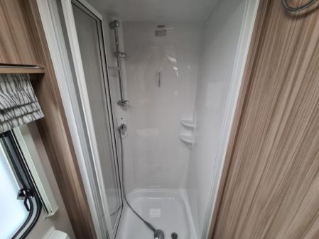 2022 Coachman Vip 460