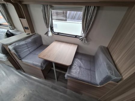 2022 Coachman Acadia 520